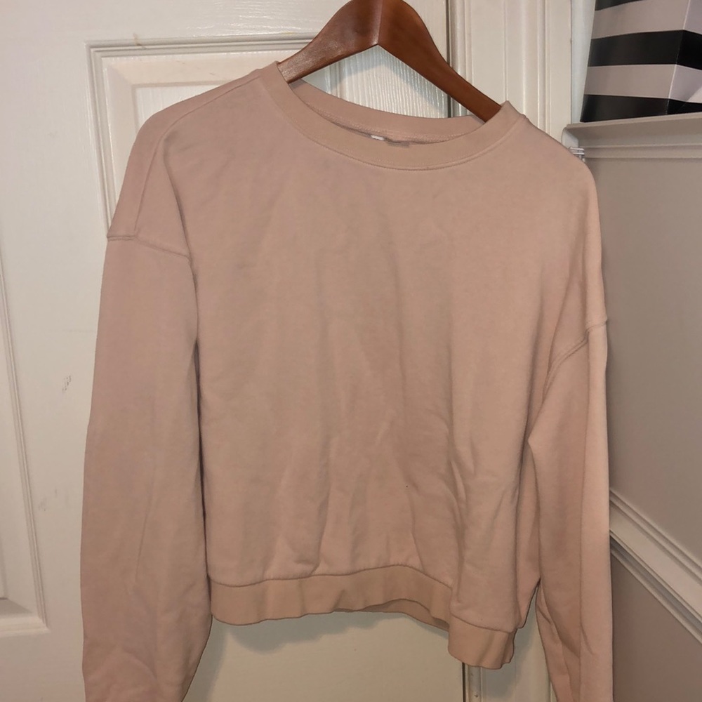 Pale pink cropped sweatshirt barely worn!